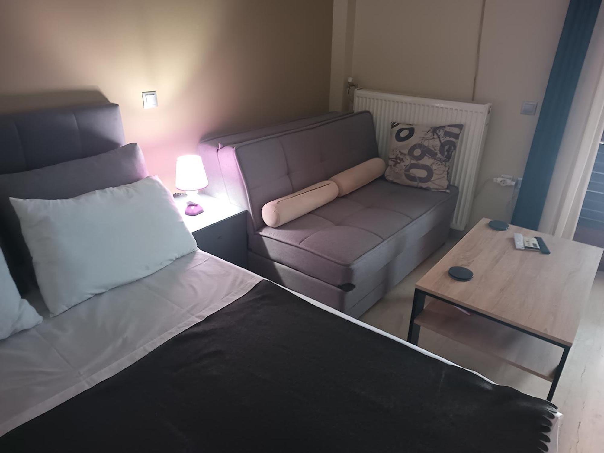 Petroupoli Apartment